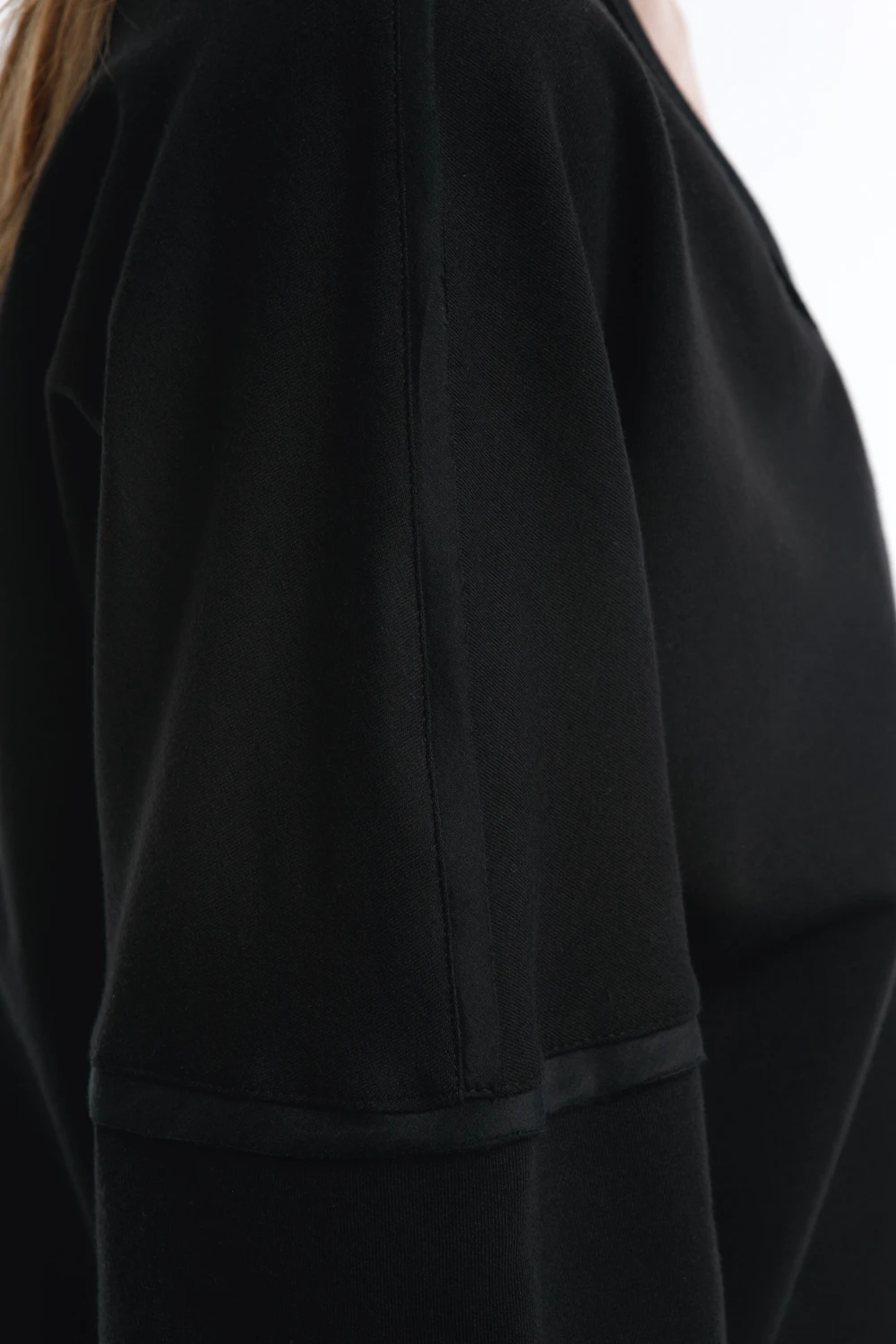 Свитшот Winter ( Цвет Чёрный )