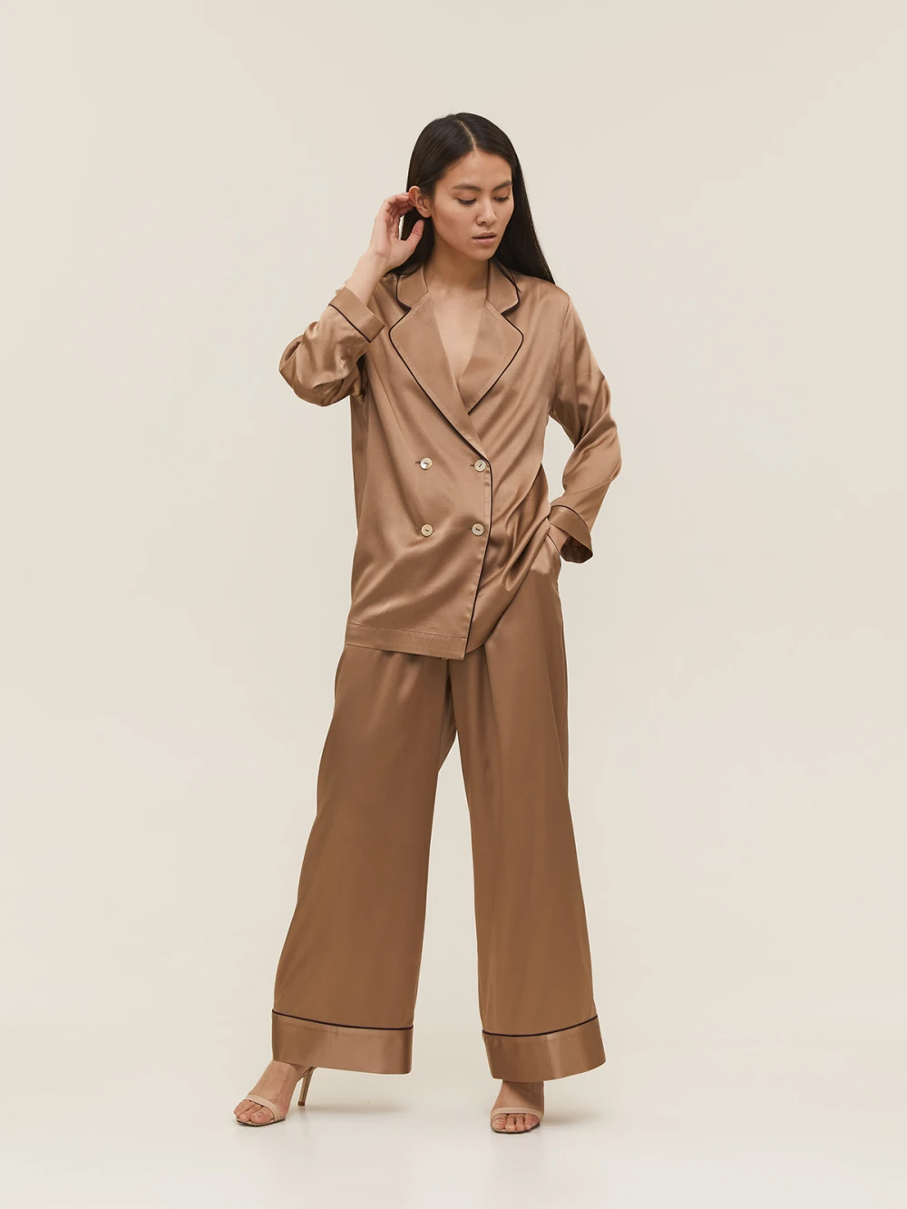 Костюм Fiva ( Цвет Пудрово-бежевый )